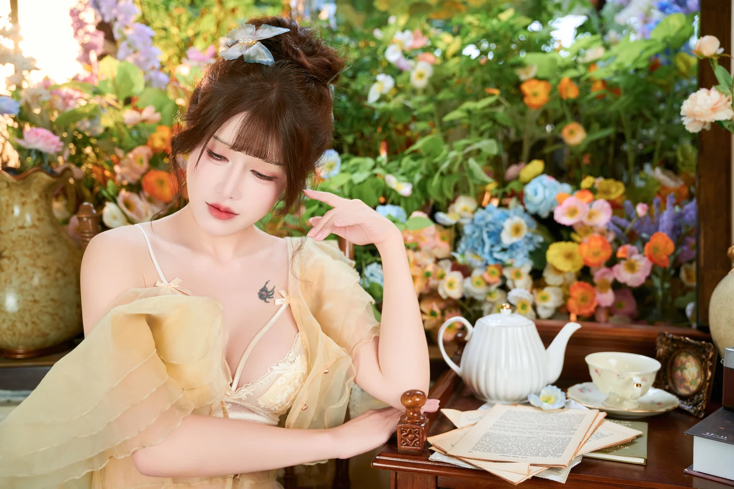 鹿八岁baby_No_110_深林的洁白花语_108P,31GIF,1V_1_36GB tg@simisebaisi 【丝足阁】010.webp